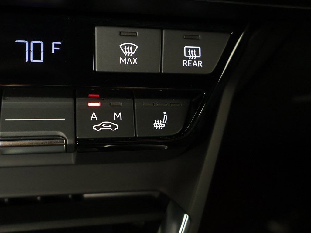 Used 2024 Audi RS e-tron GT w/ Carbon Performance Package image 55