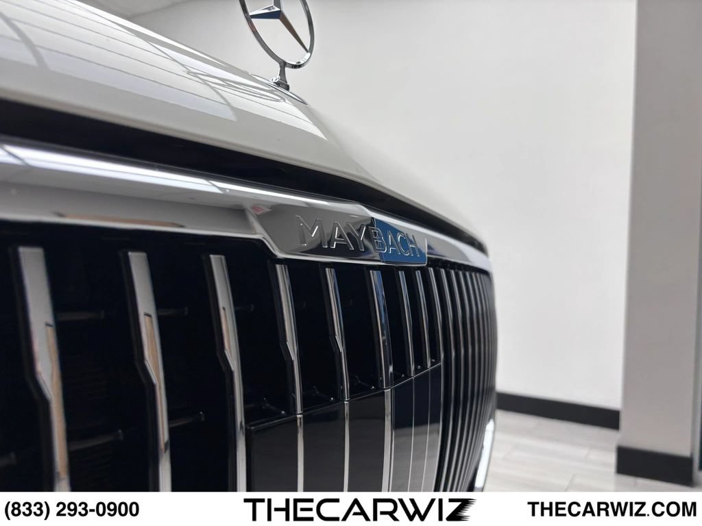 Used 2022 Mercedes-Benz Maybach GLS 600 4MATIC image 10