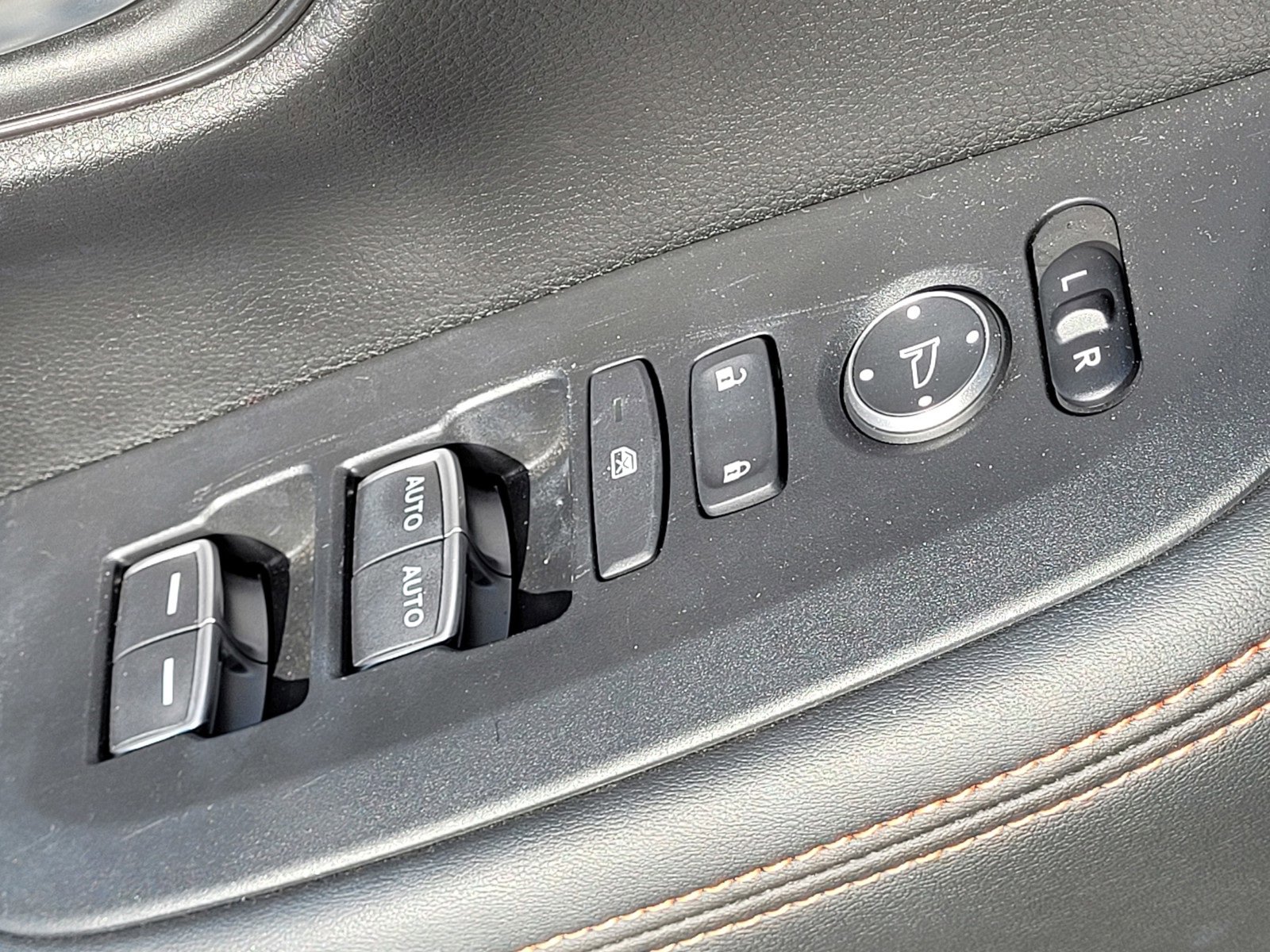 Used 2023 Honda HR-V Sport image 15