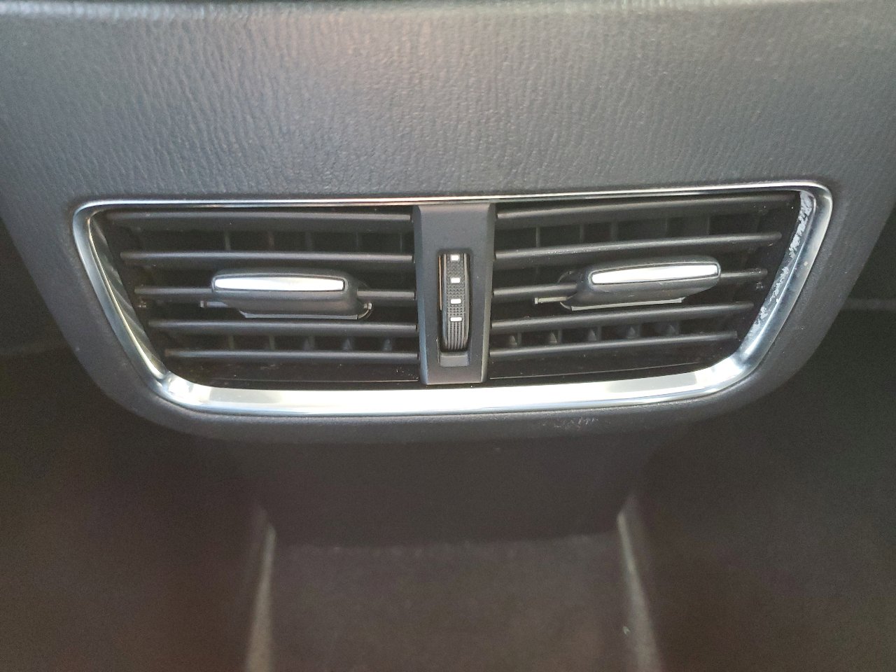 Used 2018 MAZDA CX-5 Touring w/ Preferred Equipment Package image 25