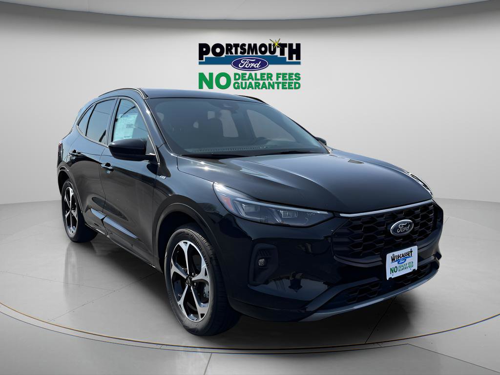 New 2025 Ford Escape ST-Line Elite w/ Class II Trailer Tow Package AWD/4WD image 1