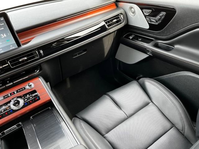 New 2024 Lincoln Aviator Reserve w/ Equipment Group 201A image 11