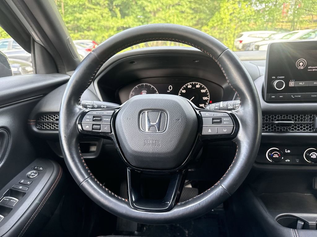 Used 2024 Honda HR-V Sport image 11