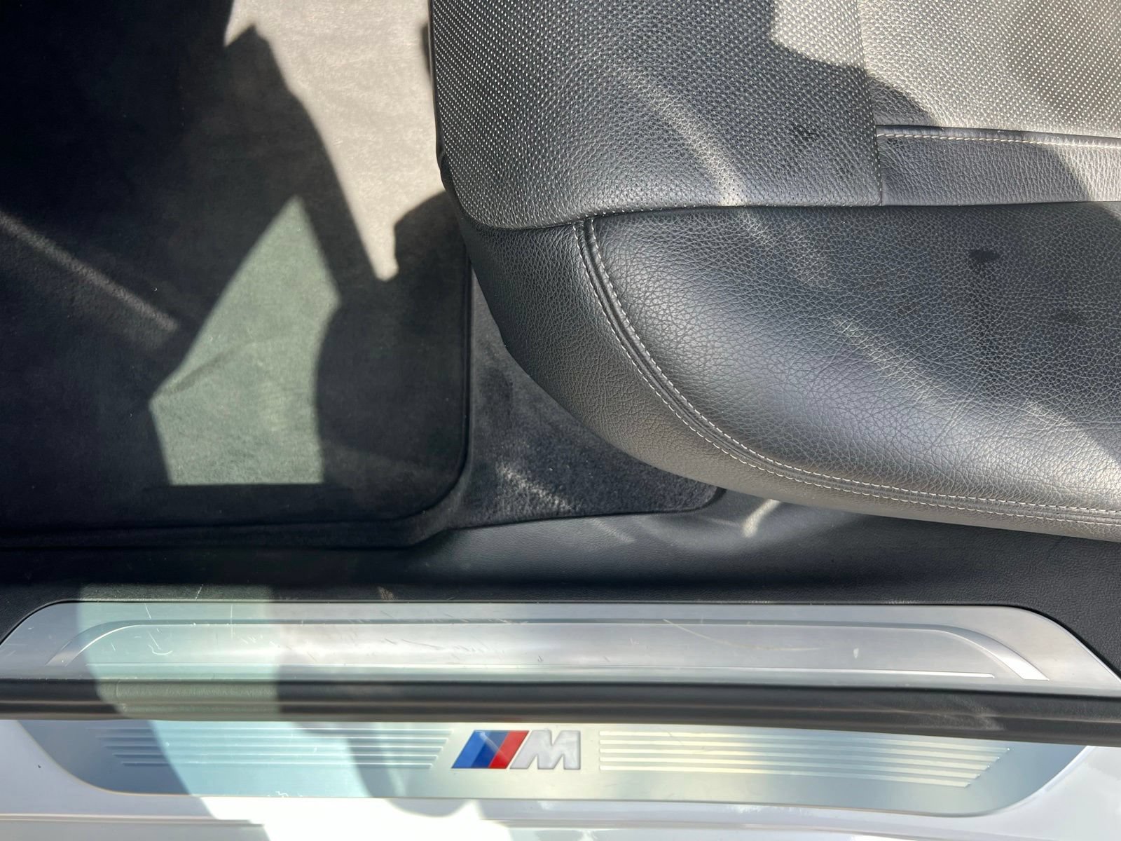 Used 2018 BMW 740e xDrive w/ M Sport Package AWD/4WD image 48