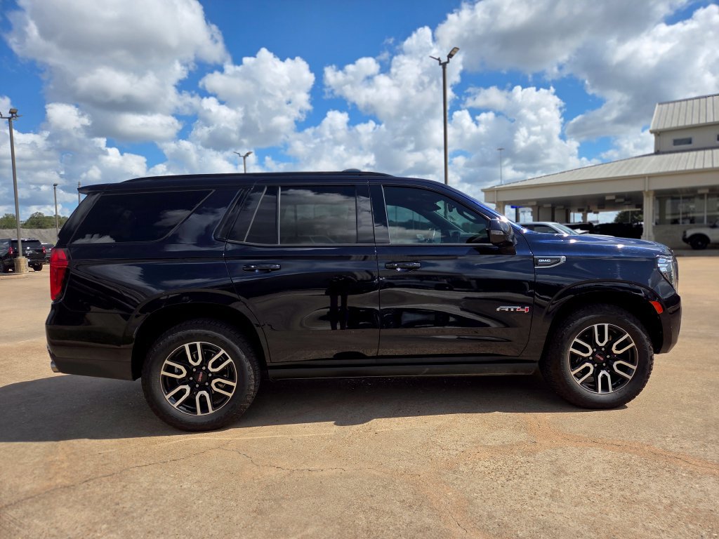Used 2022 GMC Yukon AT4 AWD/4WD image 4