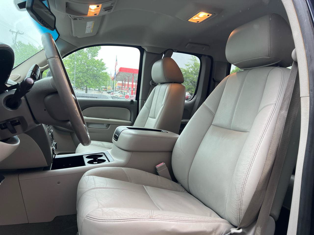Used 2011 GMC Sierra 2500 SLT AWD/4WD image 30