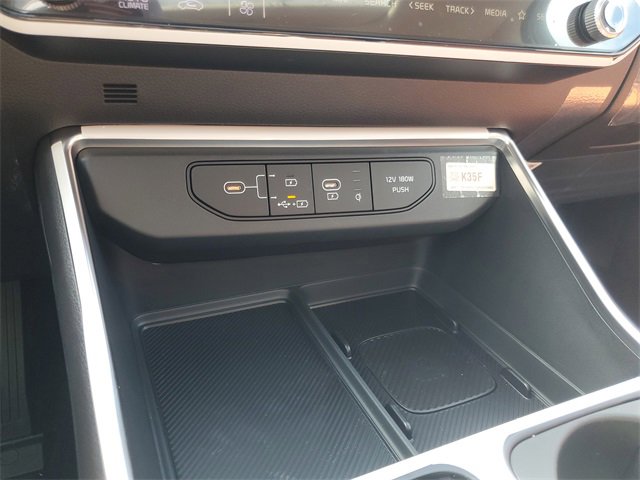 New 2026 Kia Carnival SX Prestige image 21