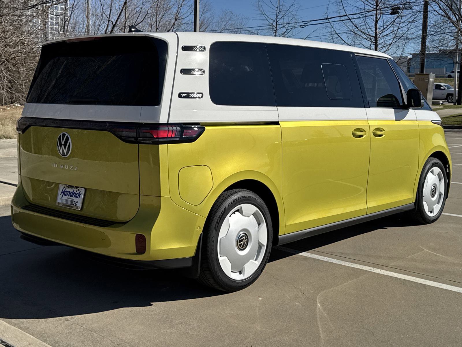 New 2025 Volkswagen ID. Buzz 1st Edition image 5