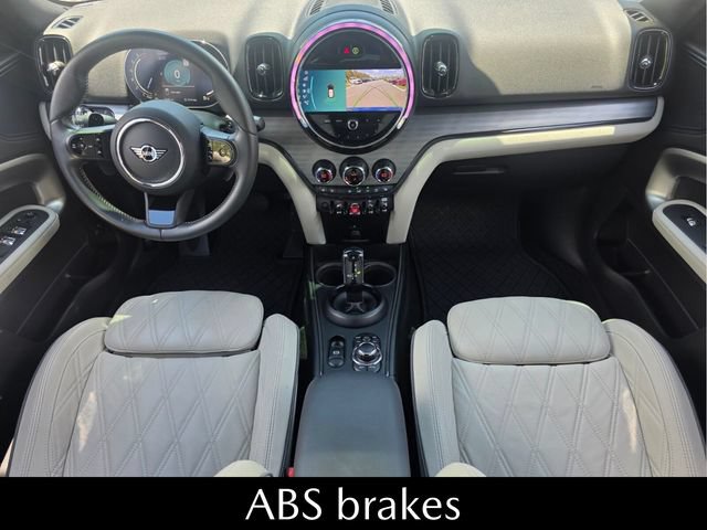 Used 2024 MINI Cooper Countryman S w/ Signature Upholstery Package FWD image 15