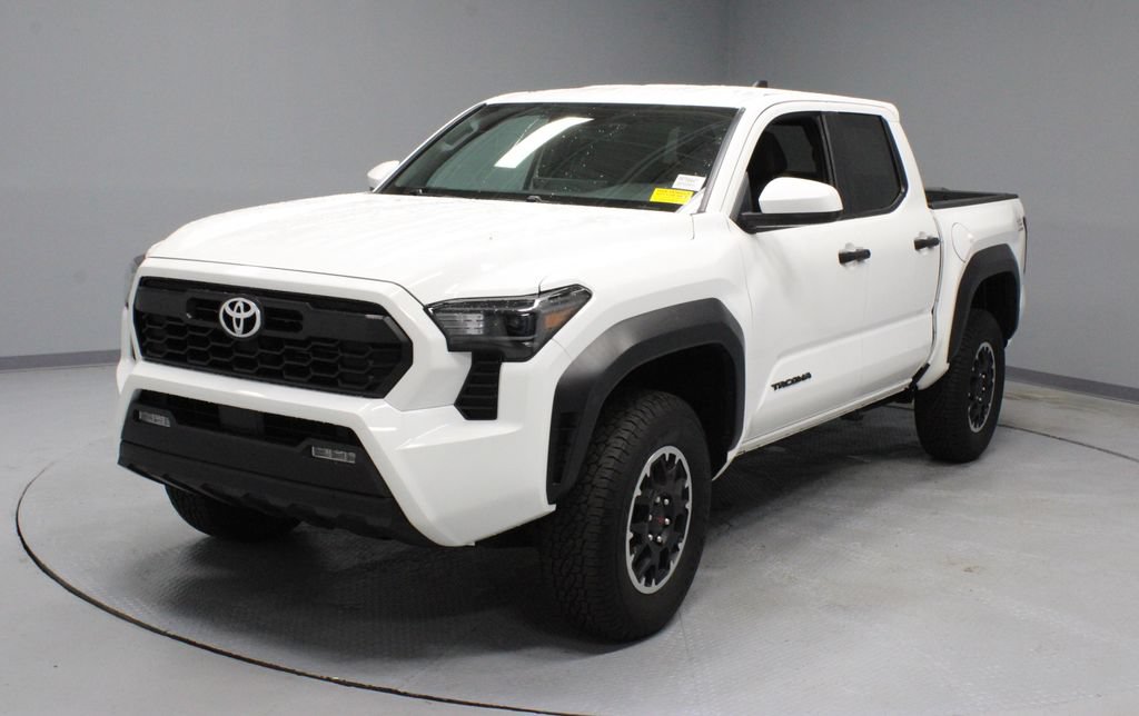 Used 2025 Toyota Tacoma TRD Off-Road AWD/4WD image 6