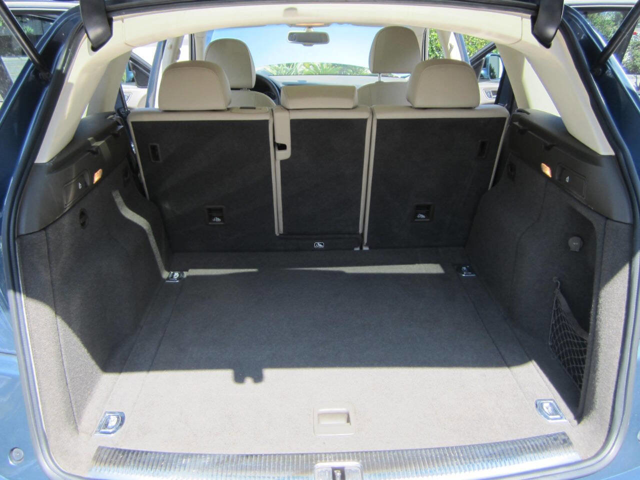 Used 2015 Audi Q5 2.0T Premium Plus w/ Technology Package image 11