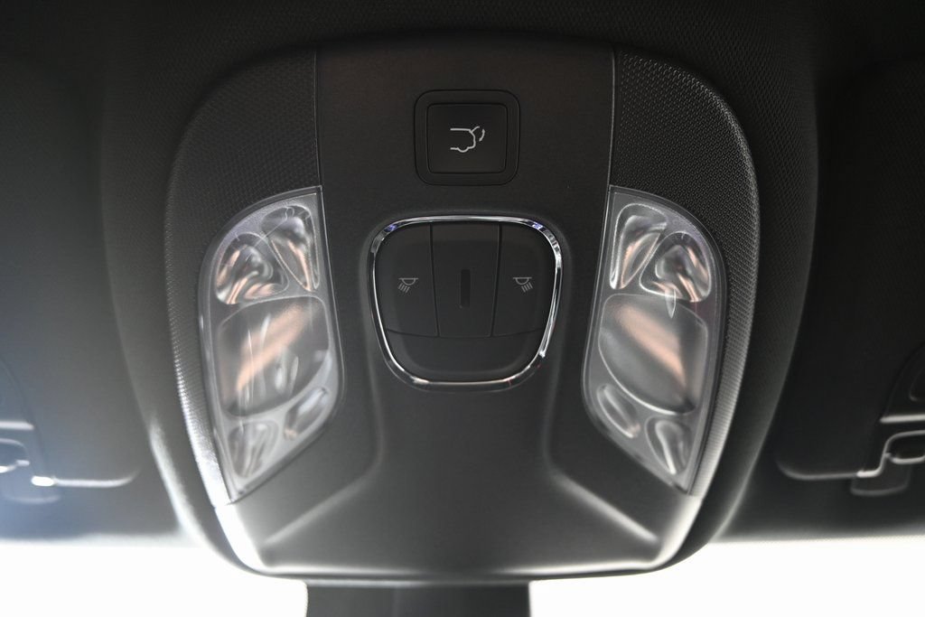 New 2026 Jeep Compass Limited AWD/4WD image 32