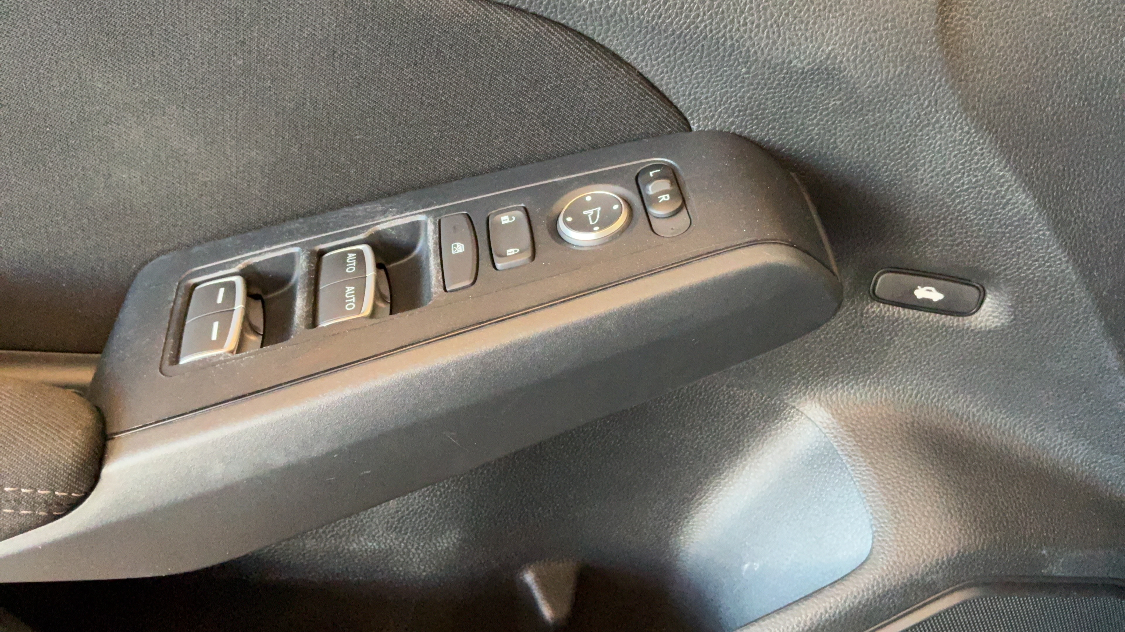 Used 2025 Honda Civic Sport image 24