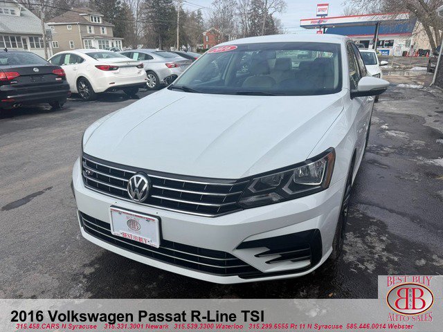 Used 2016 Volkswagen Passat 1.8T R-Line image 2