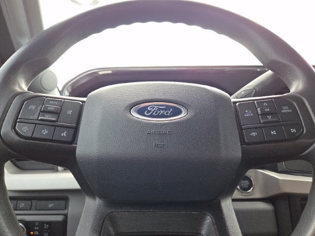 Used 2023 Ford F250 XLT w/ Black Appearance Package AWD/4WD image 27