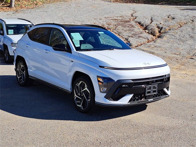 Used 2024 Hyundai Kona N Line image 7