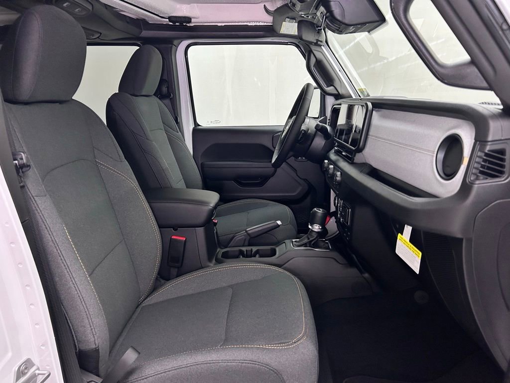 New 2025 Jeep Gladiator Sport image 20