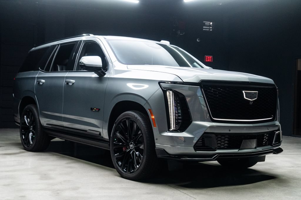Used 2025 Cadillac Escalade V w/ LPO, ONYX Package AWD/4WD image 9