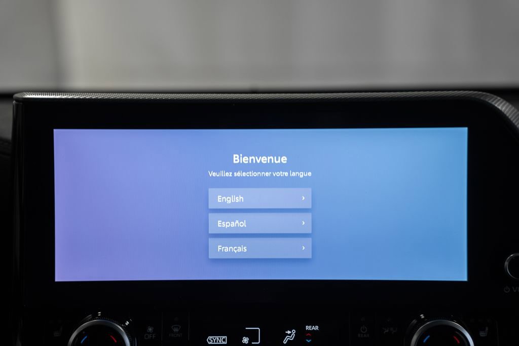 New 2026 Toyota Highlander Platinum image 23