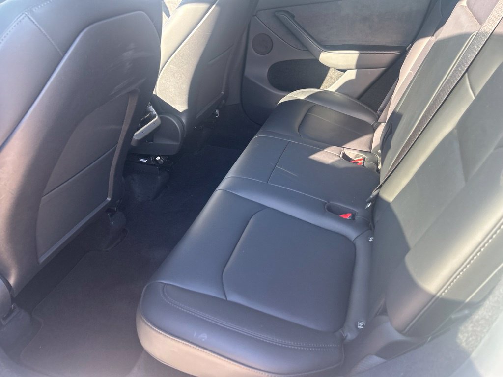 Used 2023 Tesla Model Y Long Range AWD/4WD image 8