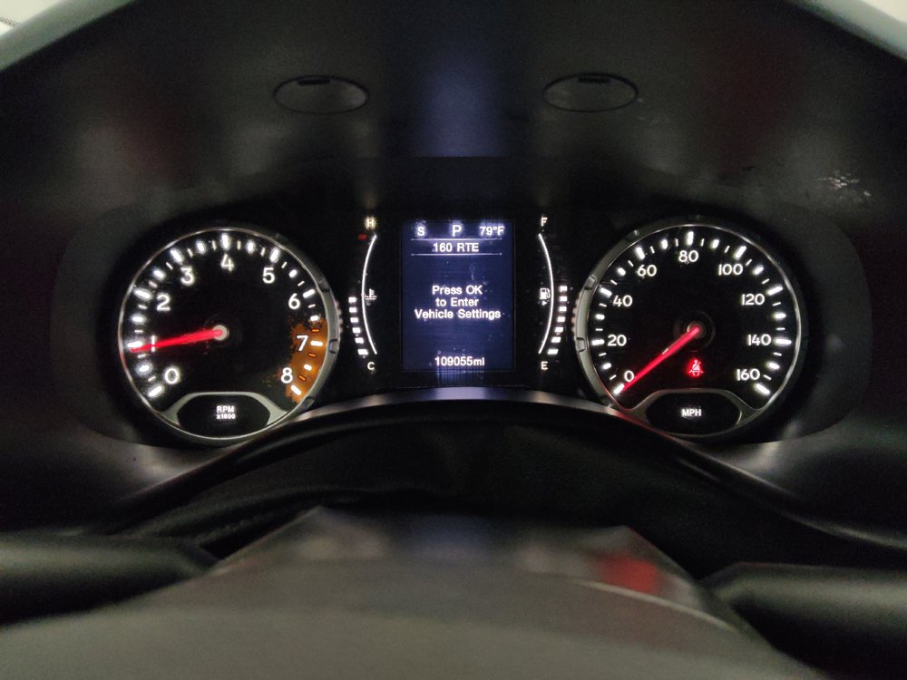 Used 2015 Jeep Renegade Sport w/ Power & Air Group FWD image 23