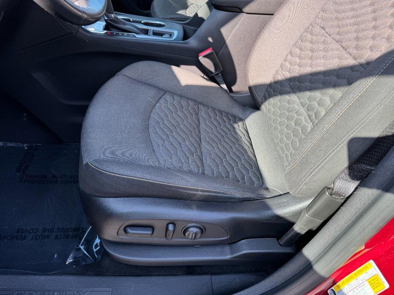 Used 2018 Chevrolet Equinox LT FWD image 14