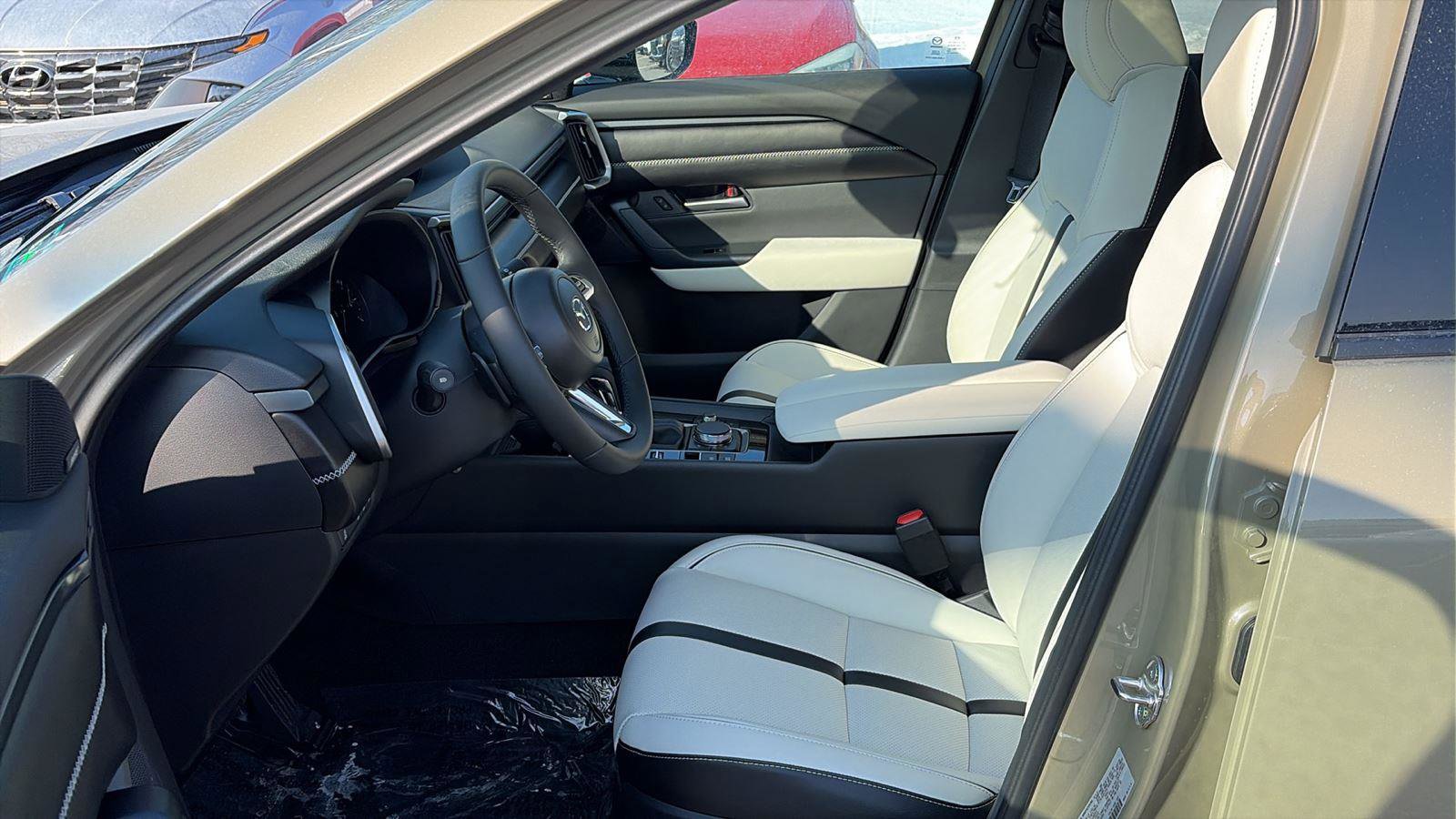 New 2026 MAZDA CX-50 AWD 2.5 S w/ Cargo Package image 23