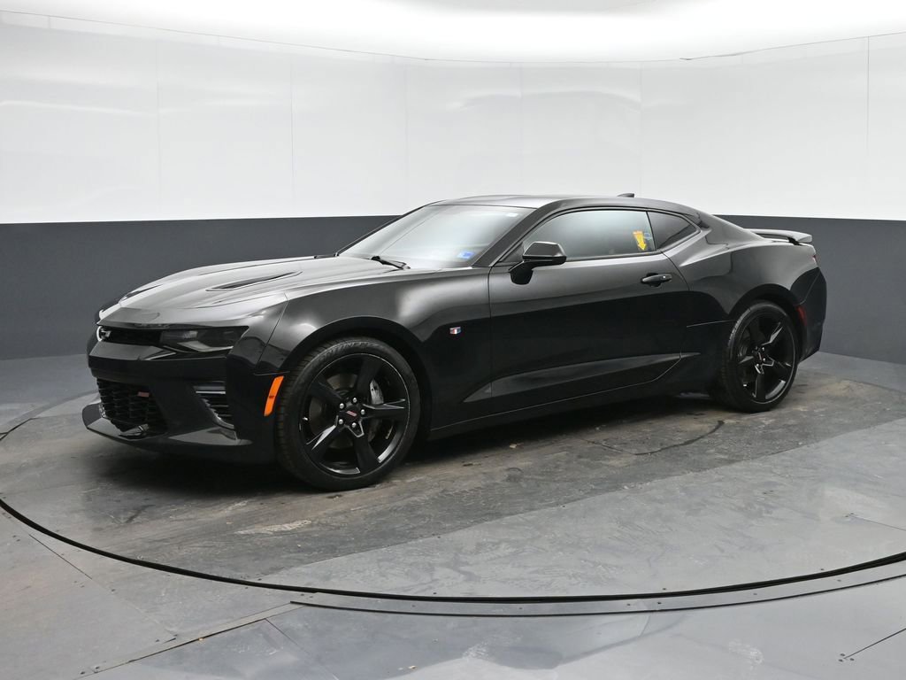 Used 2016 Chevrolet Camaro SS image 3