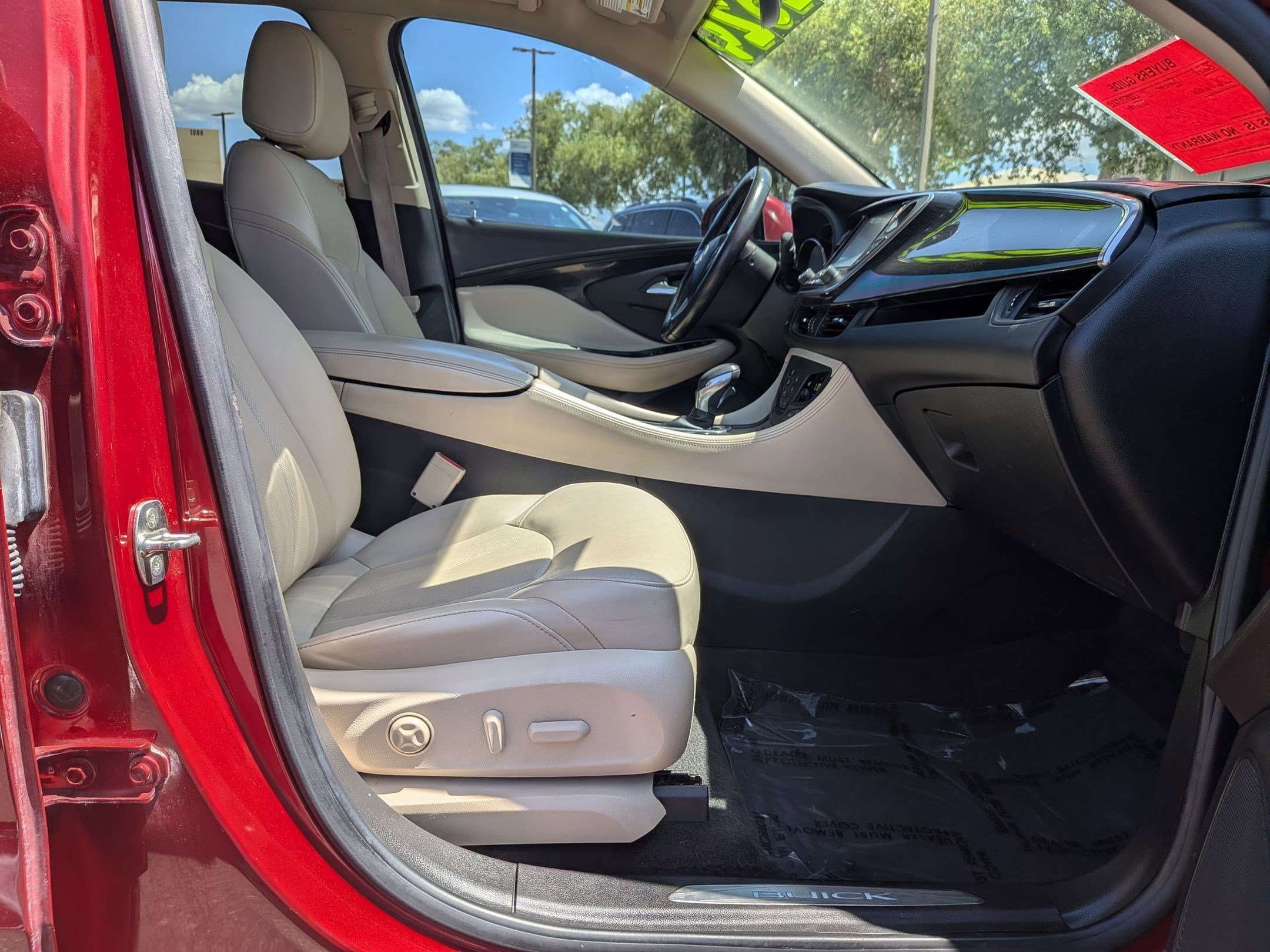 Used 2018 Buick Envision Essence w/ LPO, Active Package FWD image 25