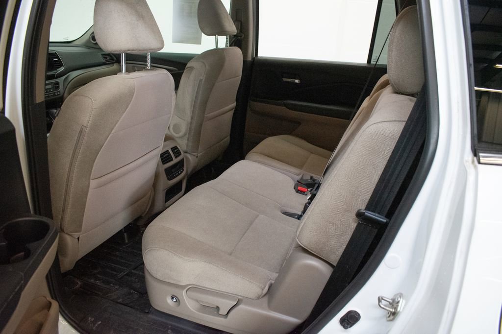 Used 2020 Honda Pilot EX image 22