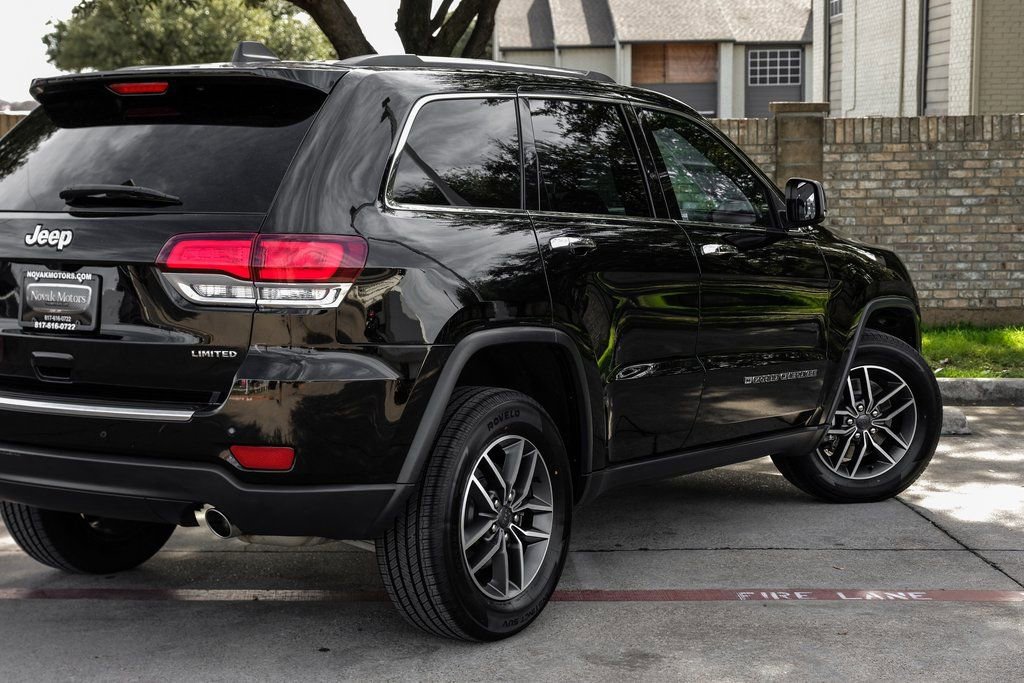 Used 2022 Jeep Grand Cherokee Limited w/ Tech Group image 18