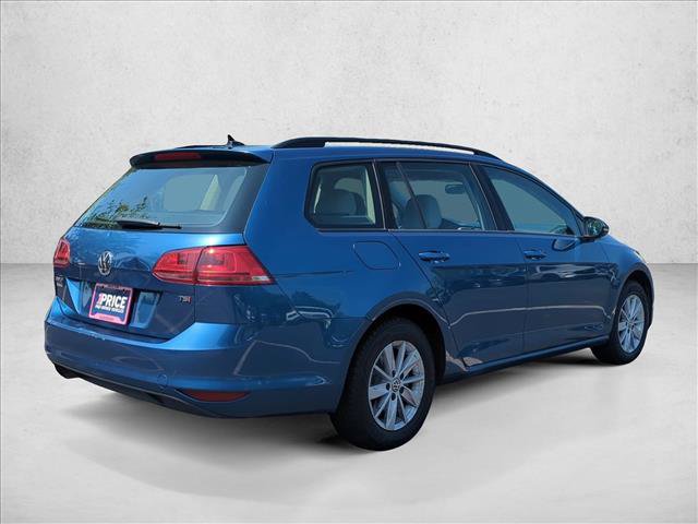 Used 2016 Volkswagen Golf S FWD image 5