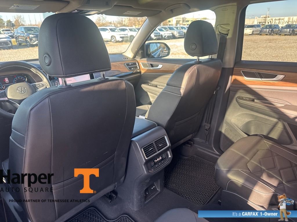 Used 2025 Volkswagen Atlas SE image 11