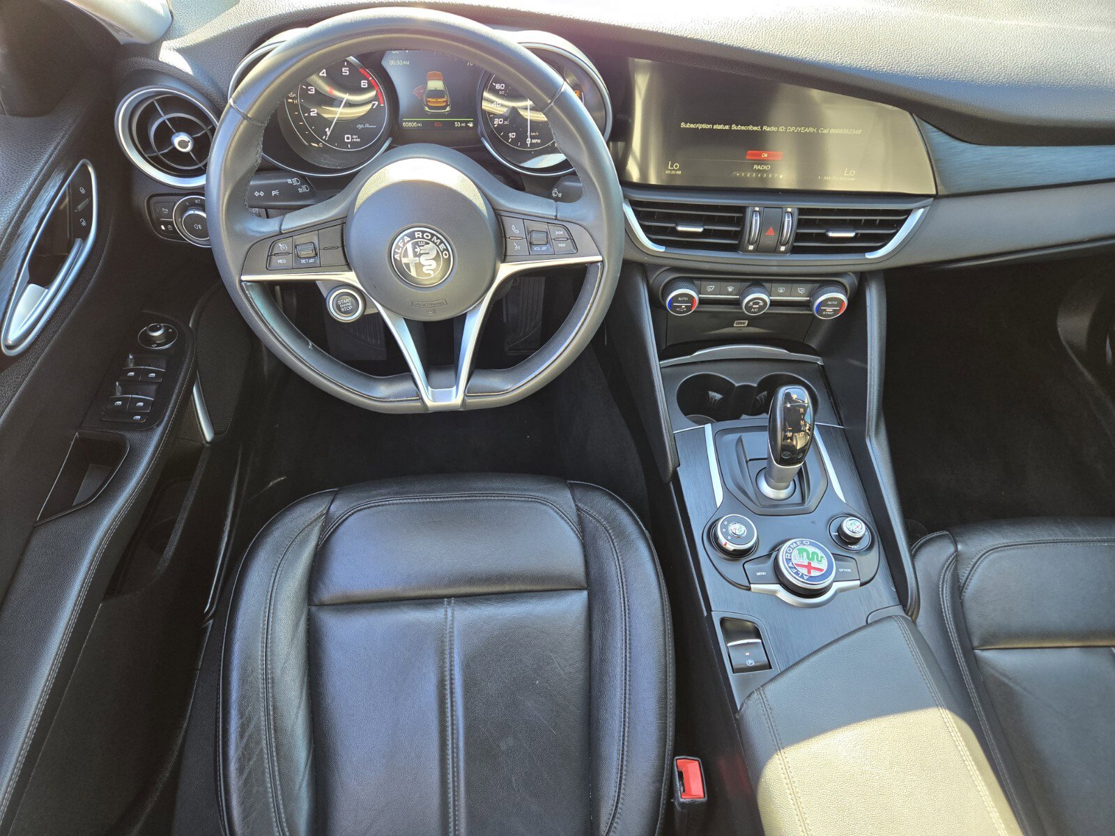 Used 2018 Alfa Romeo Giulia AWD image 12