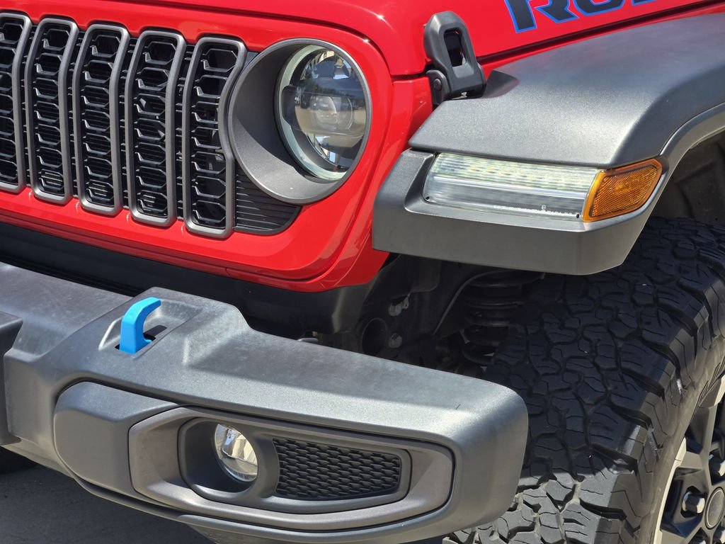Used 2024 Jeep Wrangler Unlimited Rubicon 4xe AWD/4WD image 15