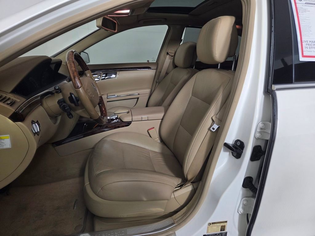 Used 2011 Mercedes-Benz S 550 4MATIC image 10