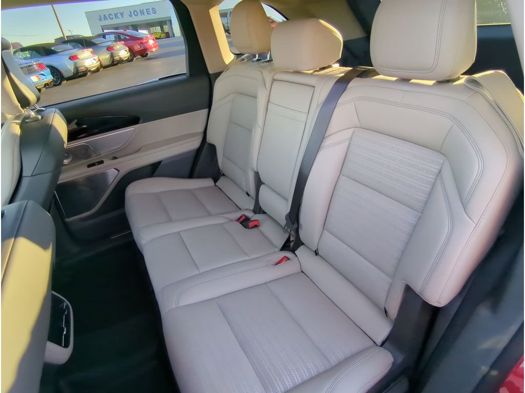 Used 2025 Lincoln Nautilus Reserve image 25