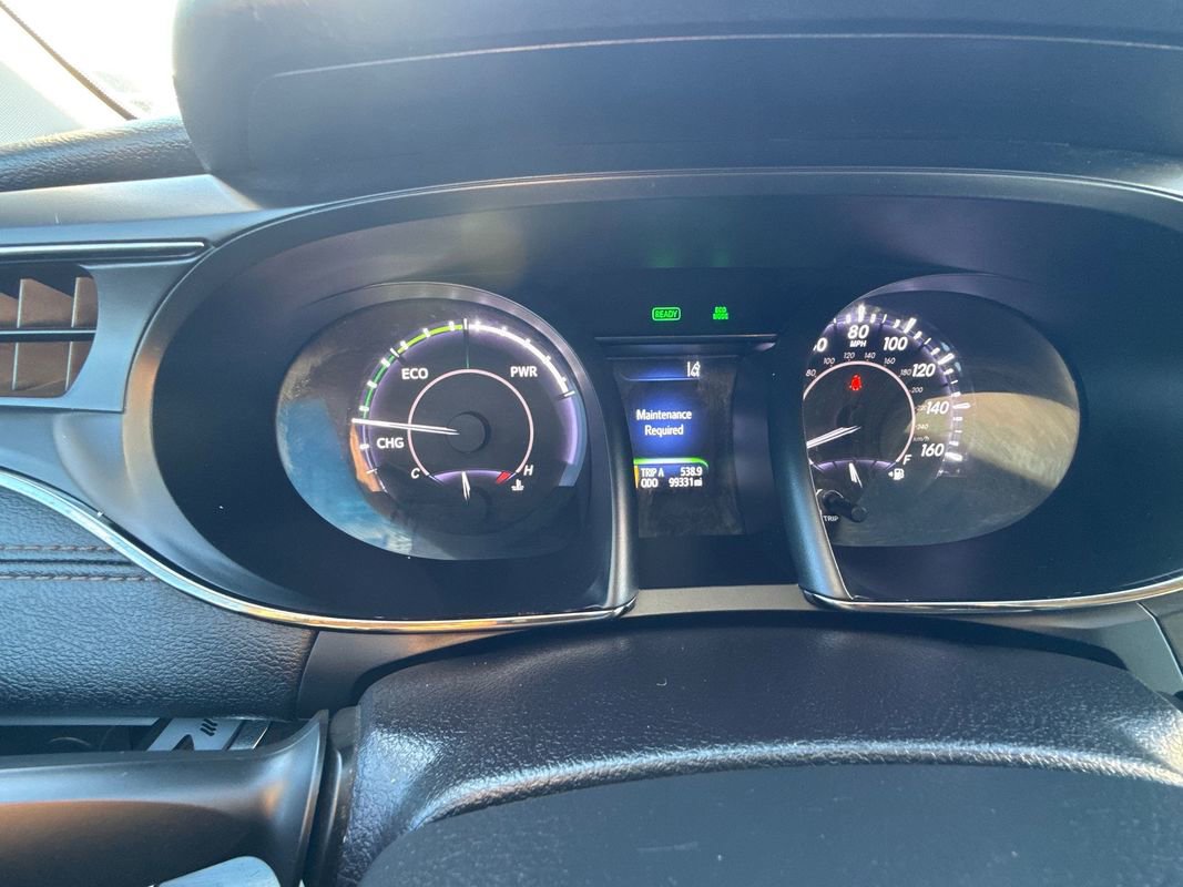 Used 2018 Toyota Avalon XLE Premium FWD image 18