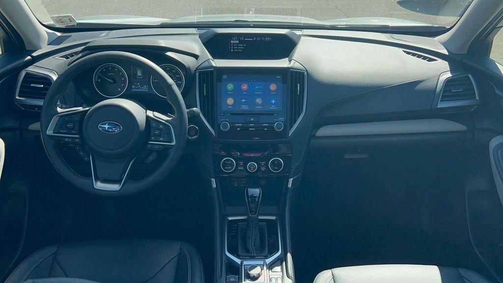 Used 2023 Subaru Forester Limited image 9