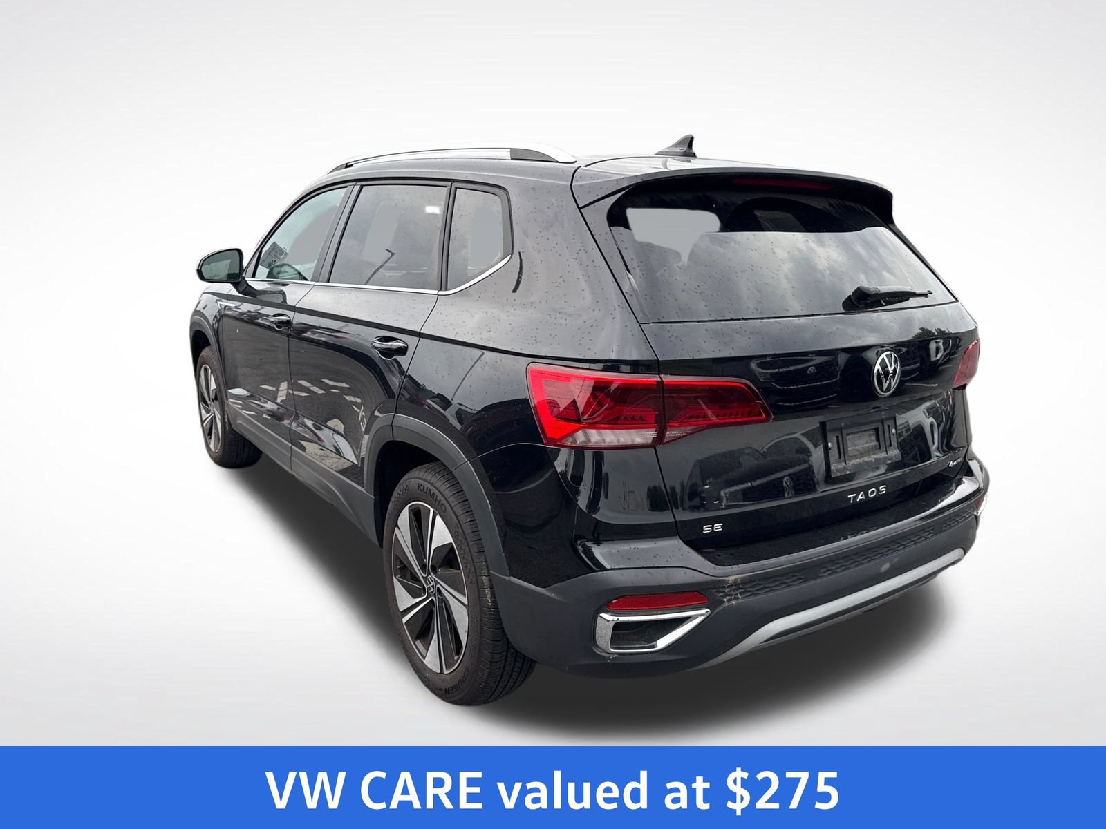 Certified 2024 Volkswagen Taos SE AWD/4WD image 3