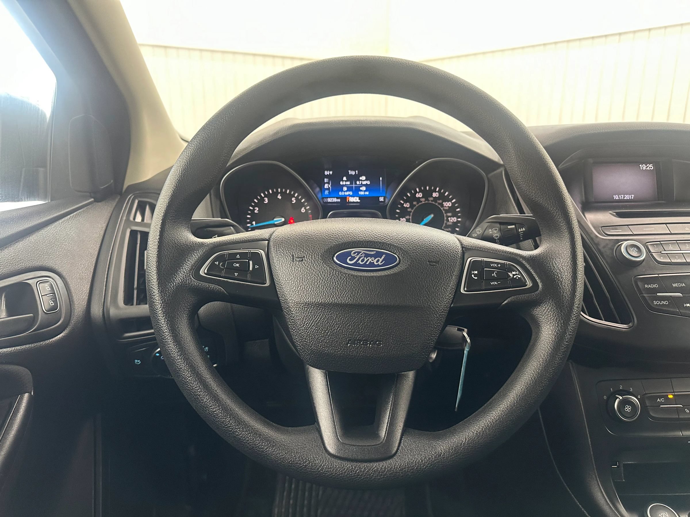 Used 2017 Ford Focus S FWD image 20