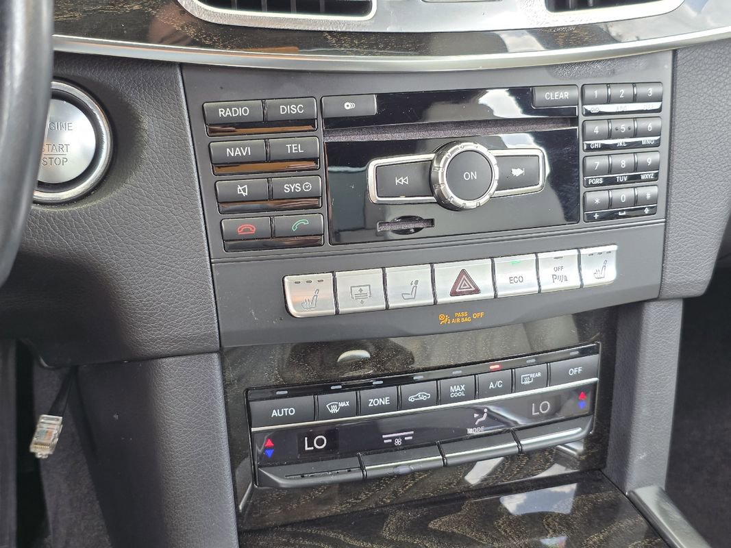 Used 2014 Mercedes-Benz E 250 BlueTEC Sedan image 15