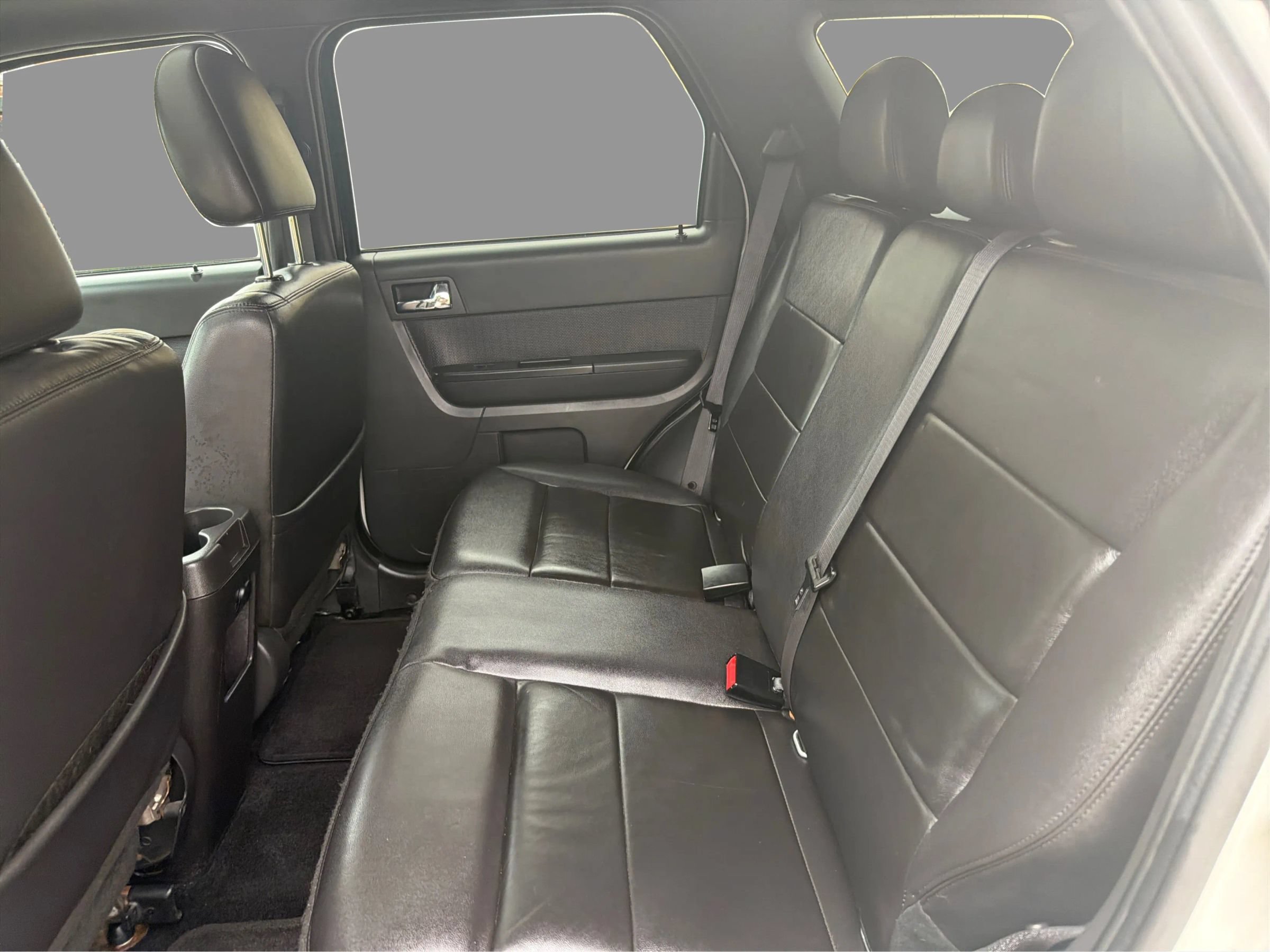 Used 2010 Ford Escape Limited FWD image 11