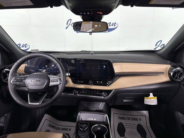 New 2026 Chevrolet Equinox ACTIV image 2