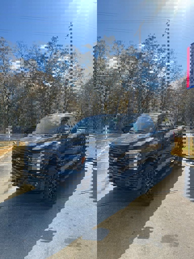 Used 2025 Ford F150 Lariat w/ Equipment Group 502A High image 4