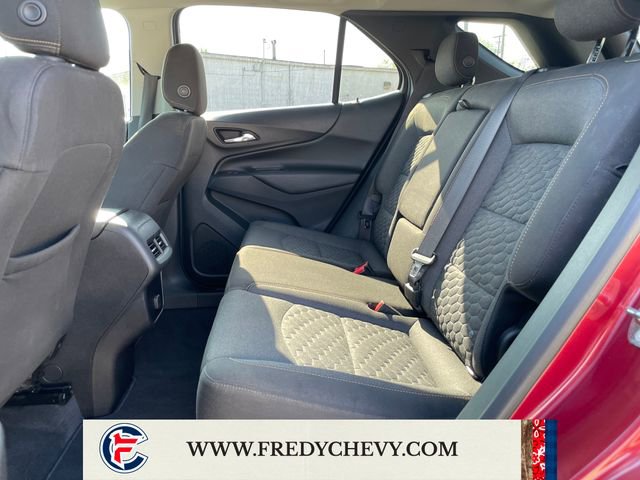 Used 2018 Chevrolet Equinox LT image 18