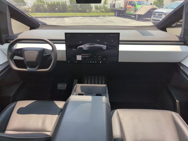 Used 2024 Tesla Cybertruck AWD Crew Cab image 21