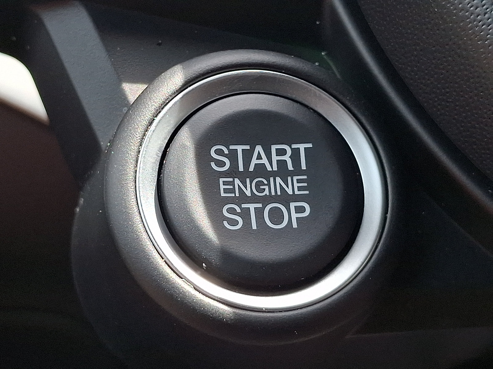 New 2025 Alfa Romeo Stelvio Sprint AWD/4WD image 18