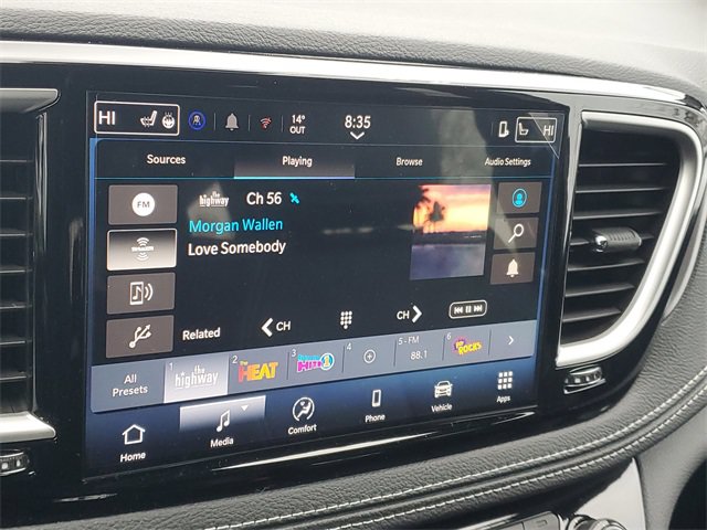 New 2026 Chrysler Pacifica Select FWD image 24