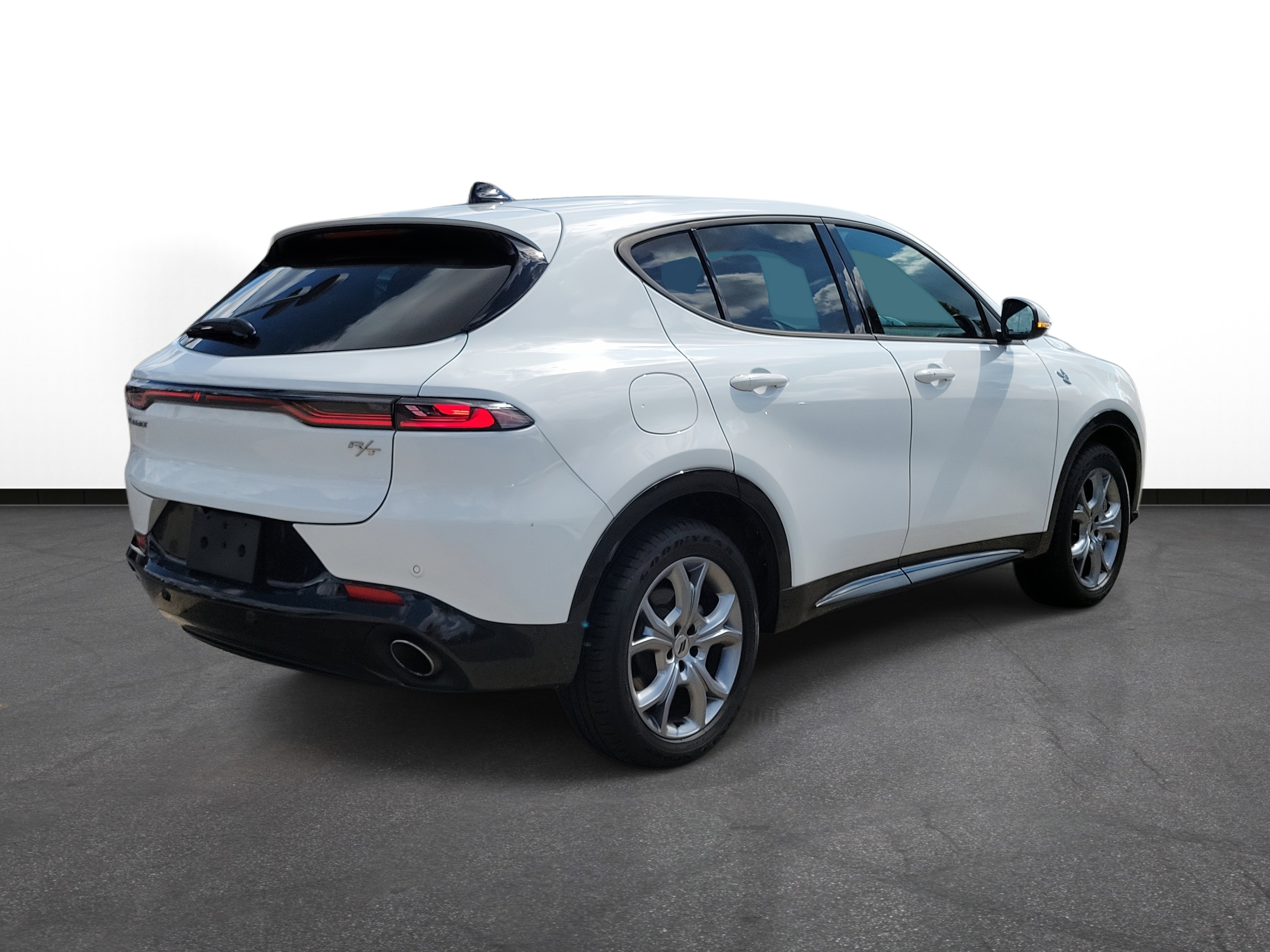 Used 2024 Dodge Hornet R/T image 4